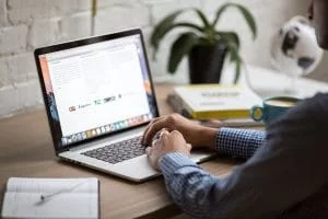 differences-emailing-newsletter